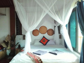 Vu Linh Palm House Homestay - Bungalow